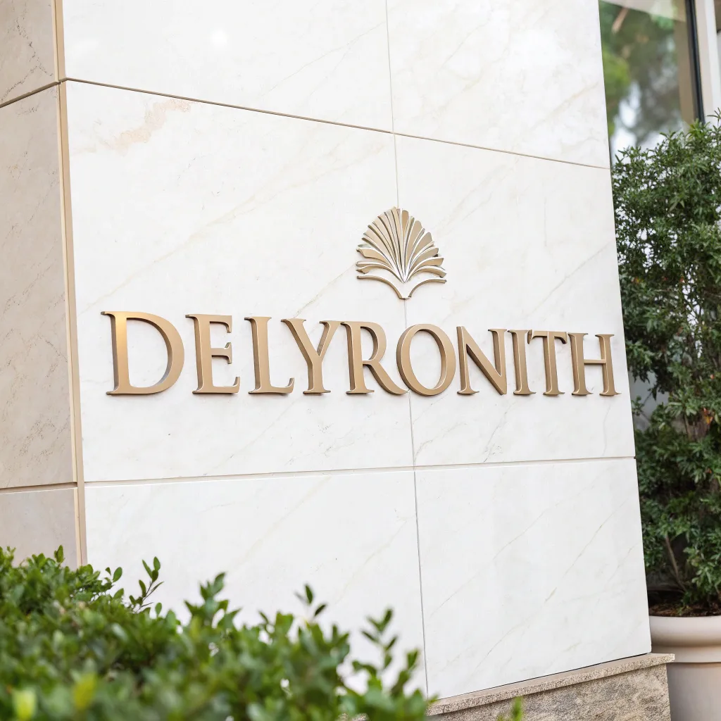 DELYRONITH Logo